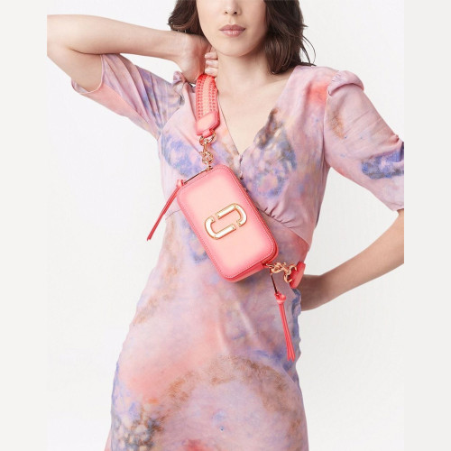 Marc Jacobs The Fluoro Edge Snapshot Pink