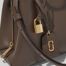 Marc Jacobs The Editor ? Night Owl