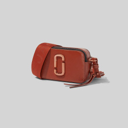 Marc Jacobs The Snapshot Monochrome Brick