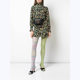 Marc Jacobs The Status Black