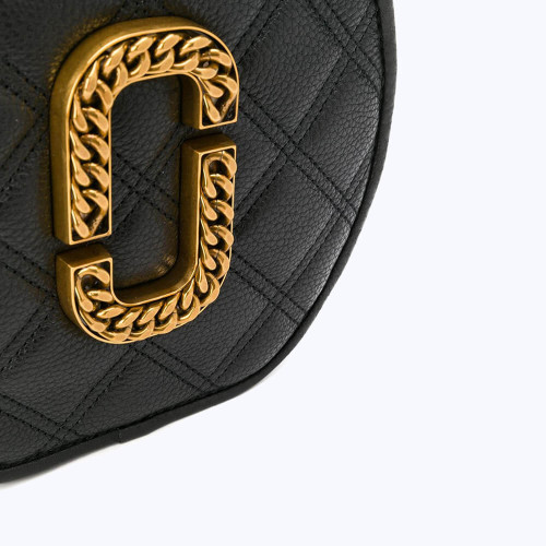 Marc Jacobs The Status Black