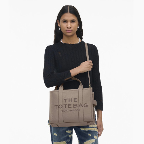 Marc Jacobs The Leather Medium Tote Bag Cement
