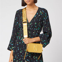 Marc Jacobs The Snapshot Dtm Metallic Gold