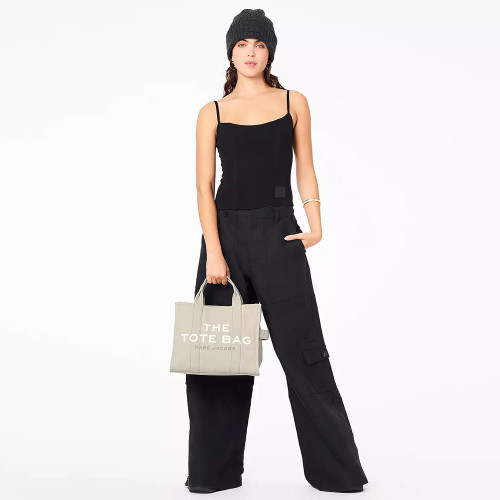 Marc Jacobs The Medium Tote Bag Beige