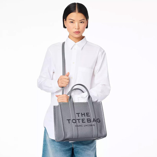 Marc Jacobs The Leather Medium Tote Bag Wolf Grey